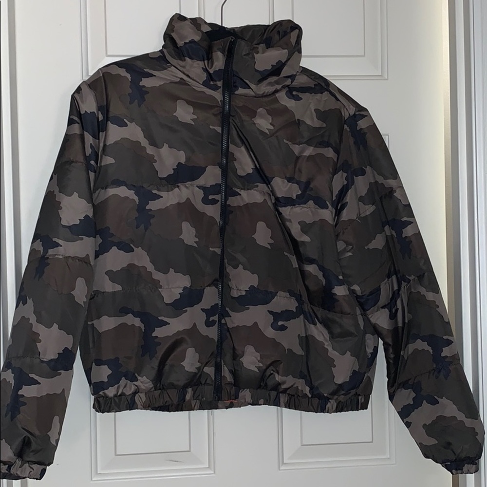 Light weight coat